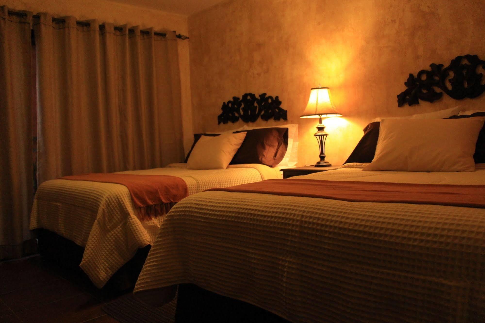 Hotel Posada De La Luna Antigua Luaran gambar