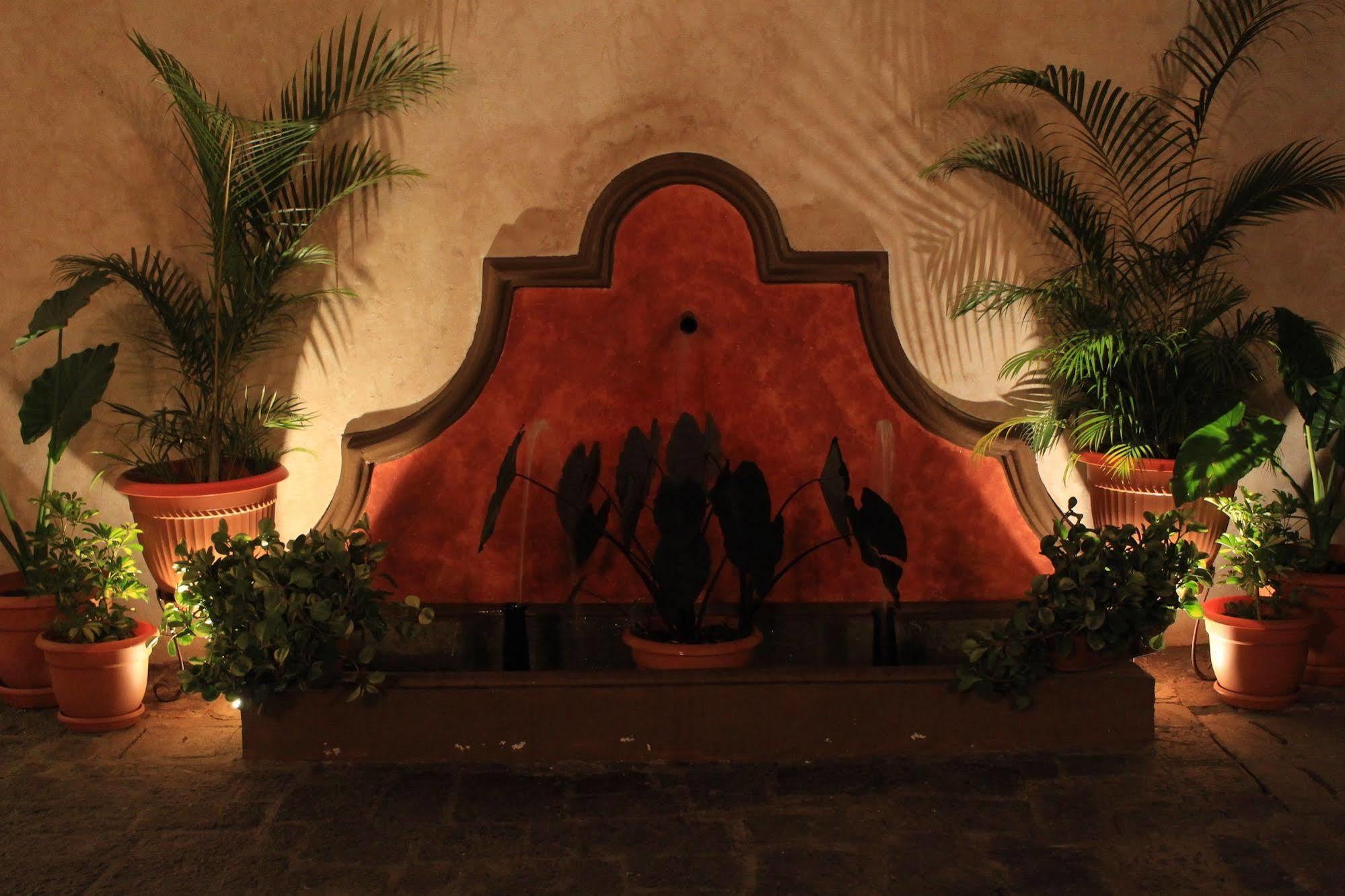 Hotel Posada De La Luna Antigua Luaran gambar
